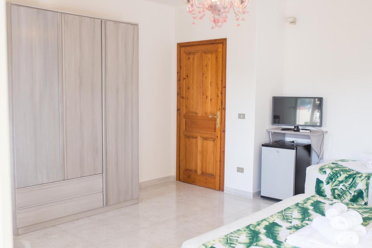 B&B La Quercia Budoni, Tanaunella Экстерьер фото