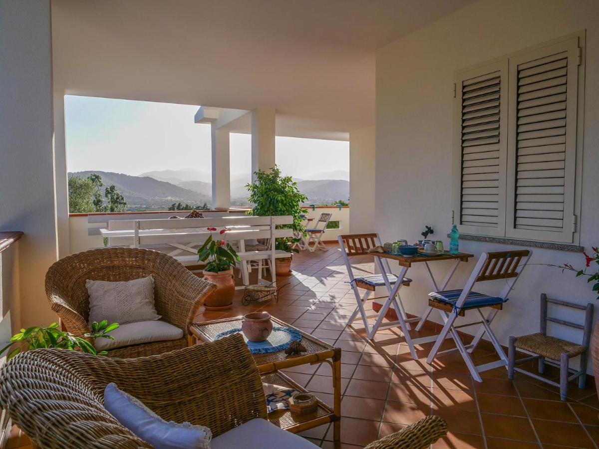 B&B La Quercia Budoni, Tanaunella Экстерьер фото